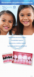 Manteniendo a los padres e hijos sonriendo
